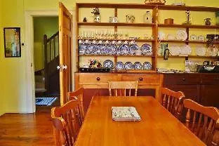Buxton Manor Bed & Breakfast Adelaide