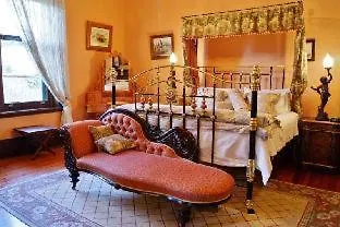 Buxton Manor Bed & Breakfast Adelaide 4*,